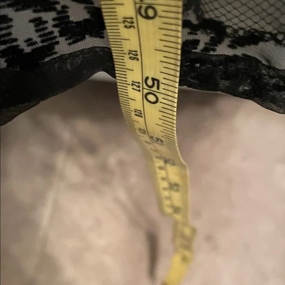 Vintage Morgan & Co. Black Glitter flowers with Lavender Linen and black Tulle - Picture 10 of 10